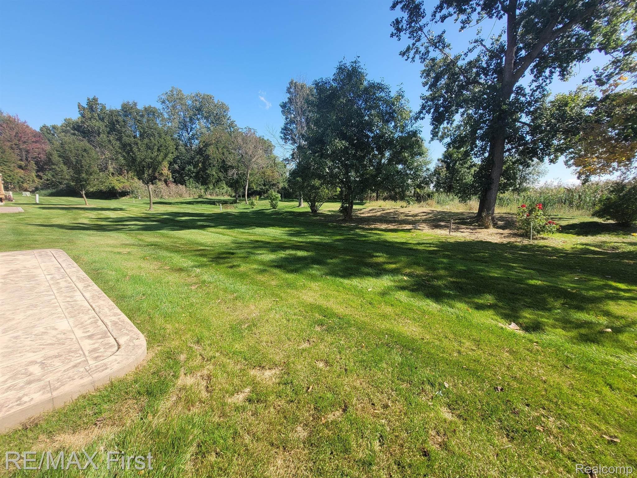 50750 Raintree Court New Baltimore, MI 48047 - Photo 17 of 18 Gallery Image 17