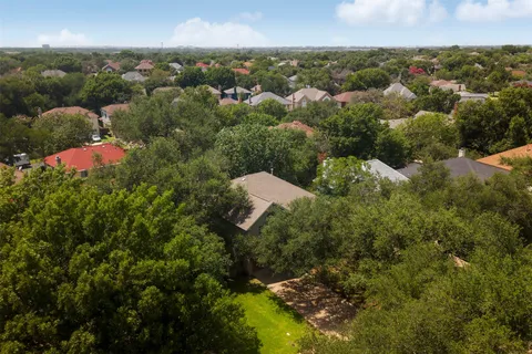 $584,000 | 7516 Windrush Drive, Austin, TX 78729
