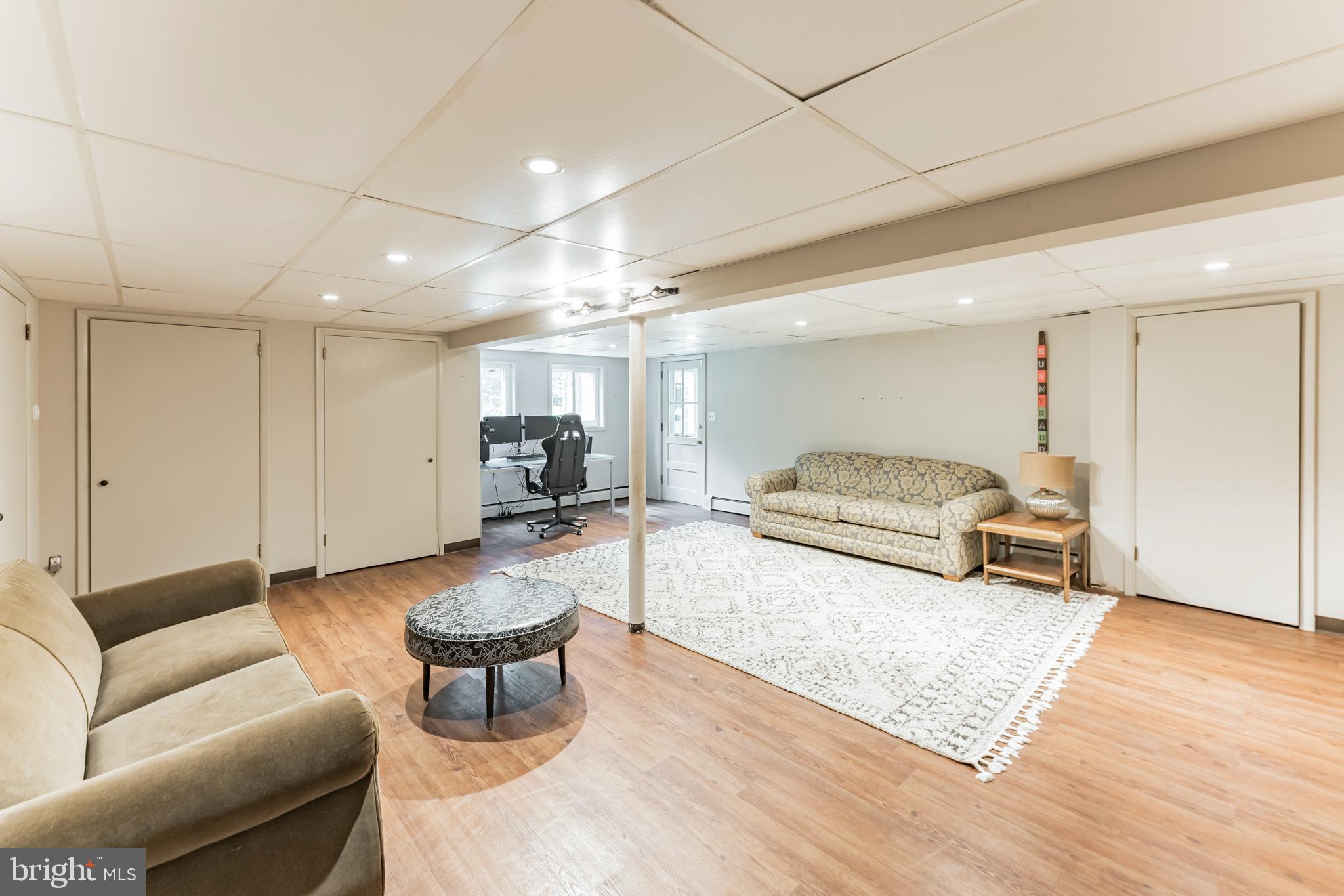 1070 Dale Road Media, PA 19063 - Photo 35 of 40 a living room with furniture and a table
