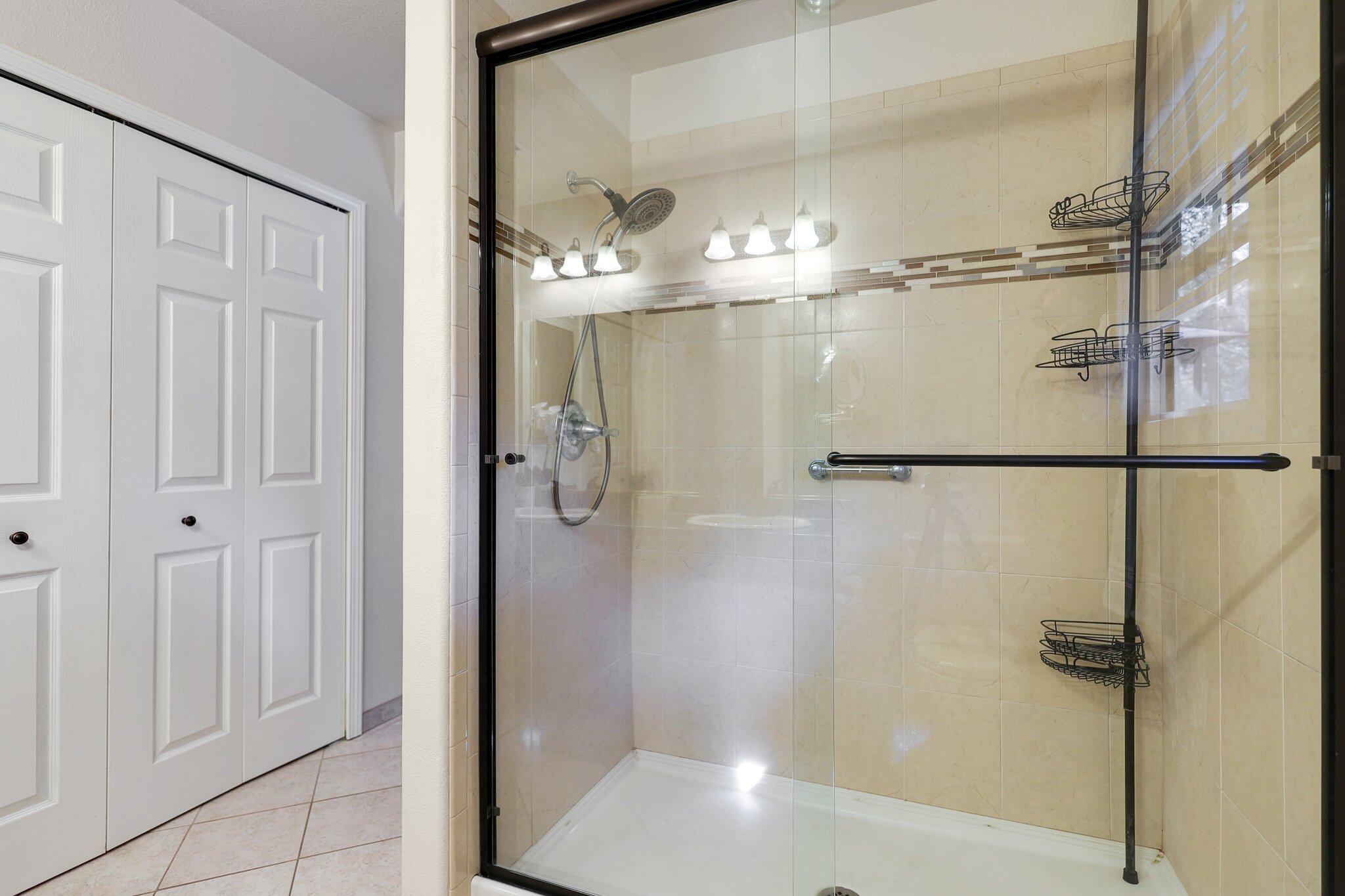 21365 Dersch Road Anderson, CA 96007 - Photo 30 of 55 a bathroom with a shower