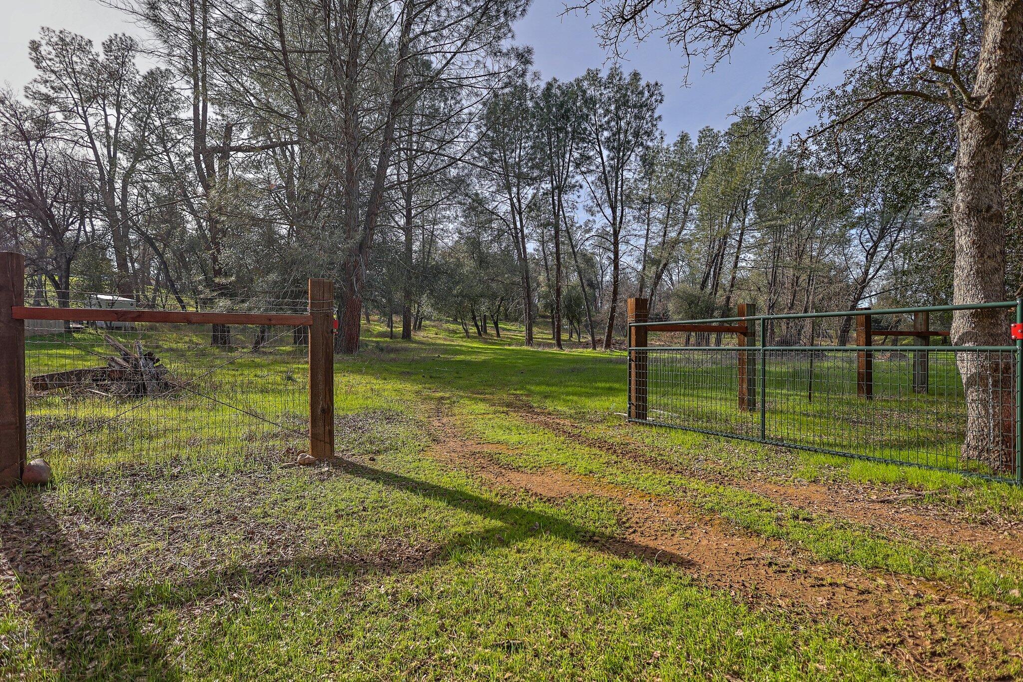 21365 Dersch Road Anderson, CA 96007 - Photo 46 of 55 a view of a park