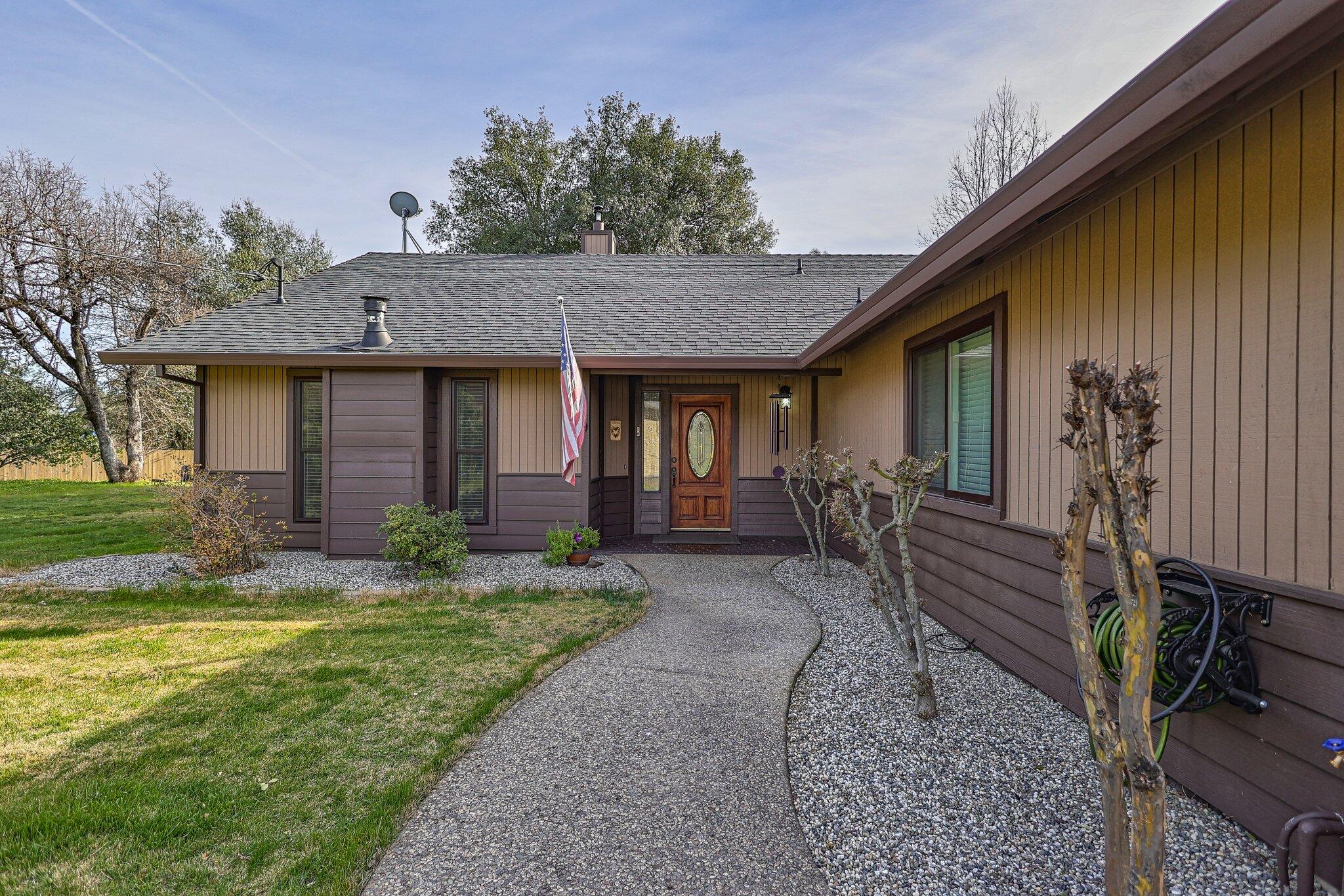 21365 Dersch Road Anderson, CA 96007 - Photo 6 of 55 53-web-or-mls-LZ0A0380