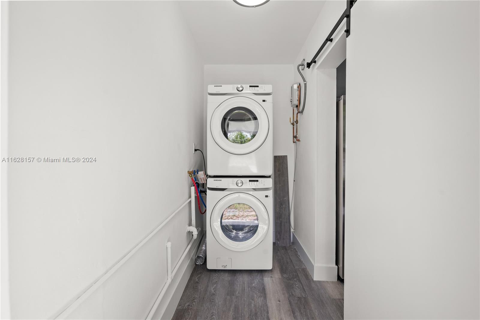 1135 West 23rd Street Hialeah, FL 33010 - Photo 18 of 23