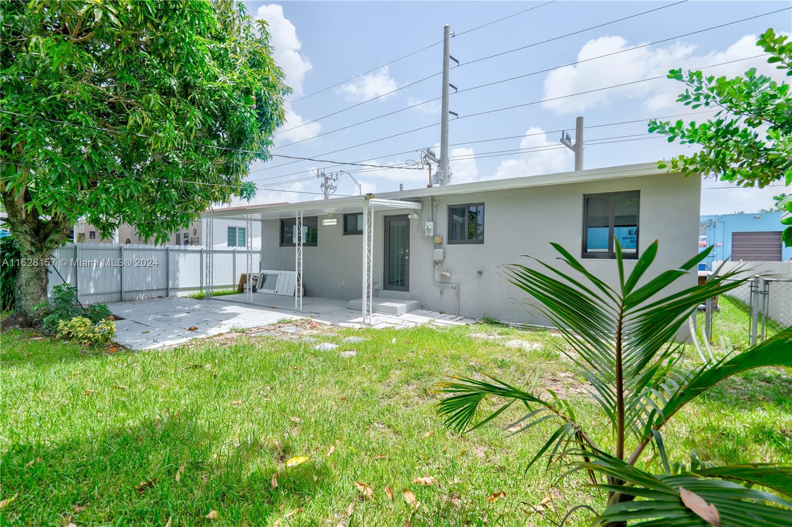 1135 West 23rd Street Hialeah, FL 33010 - Photo 20 of 23