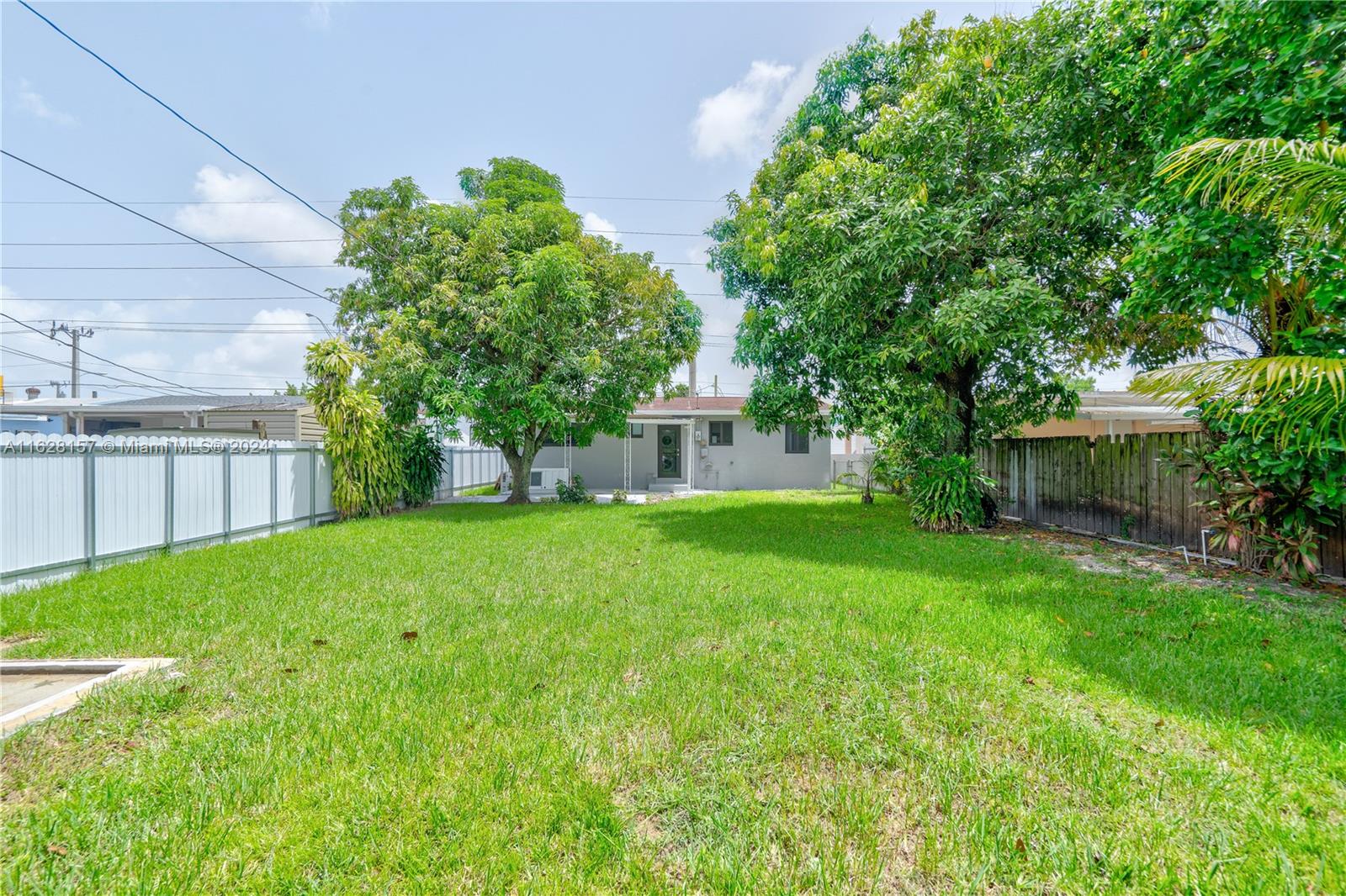1135 West 23rd Street Hialeah, FL 33010 - Photo 23 of 23