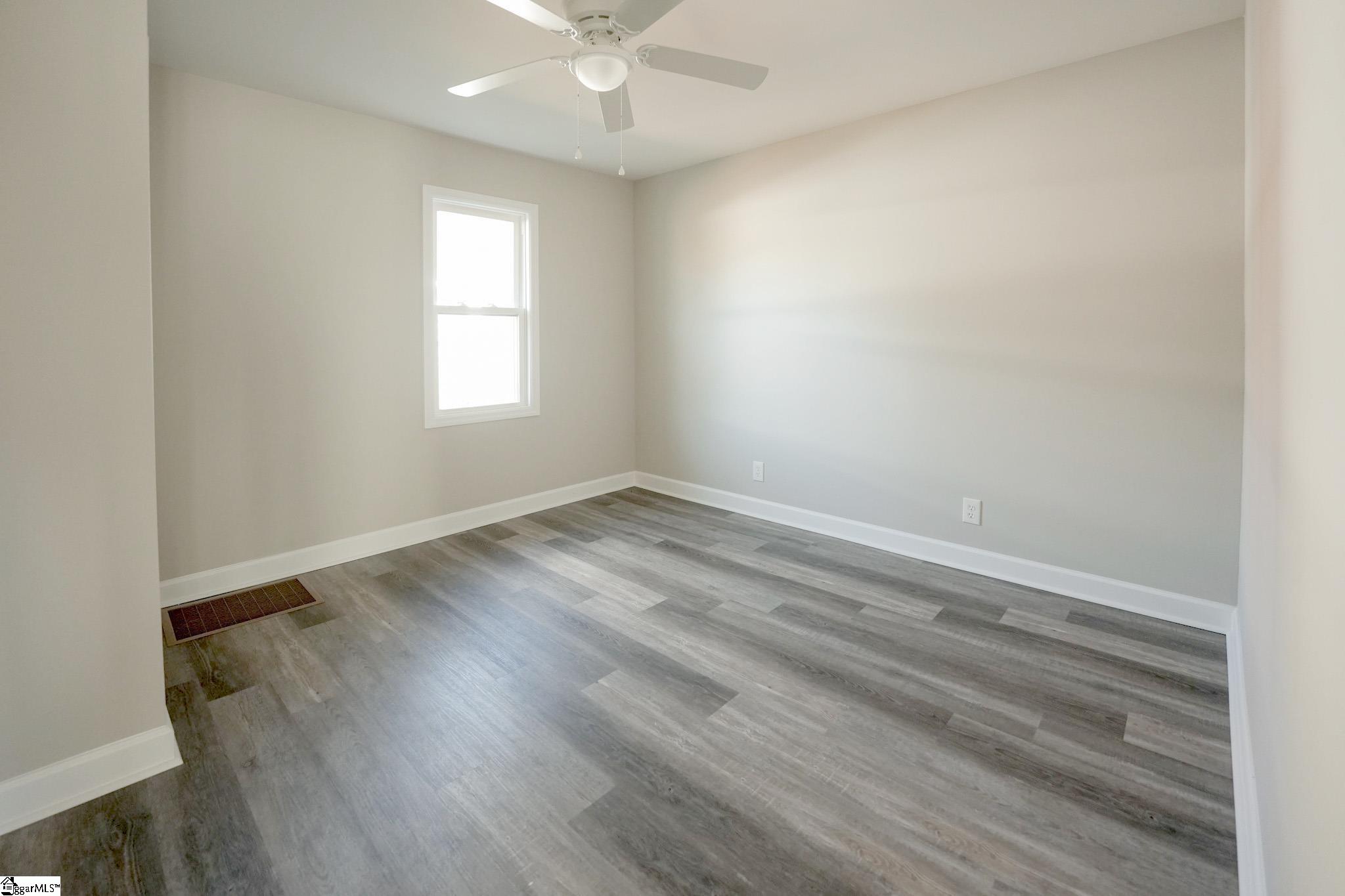 287 State Rd S-30-725 Laurens, SC 29360 - Photo 13 of 20