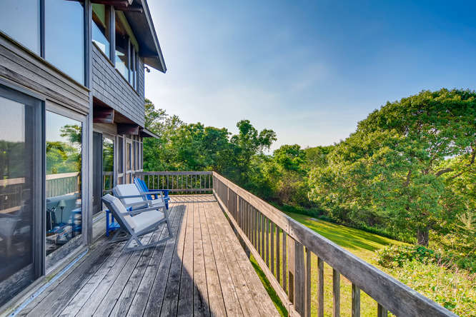 7 Ridge Road Aquinnah, MA 02535 - Photo 22 of 26 Gallery Image 22