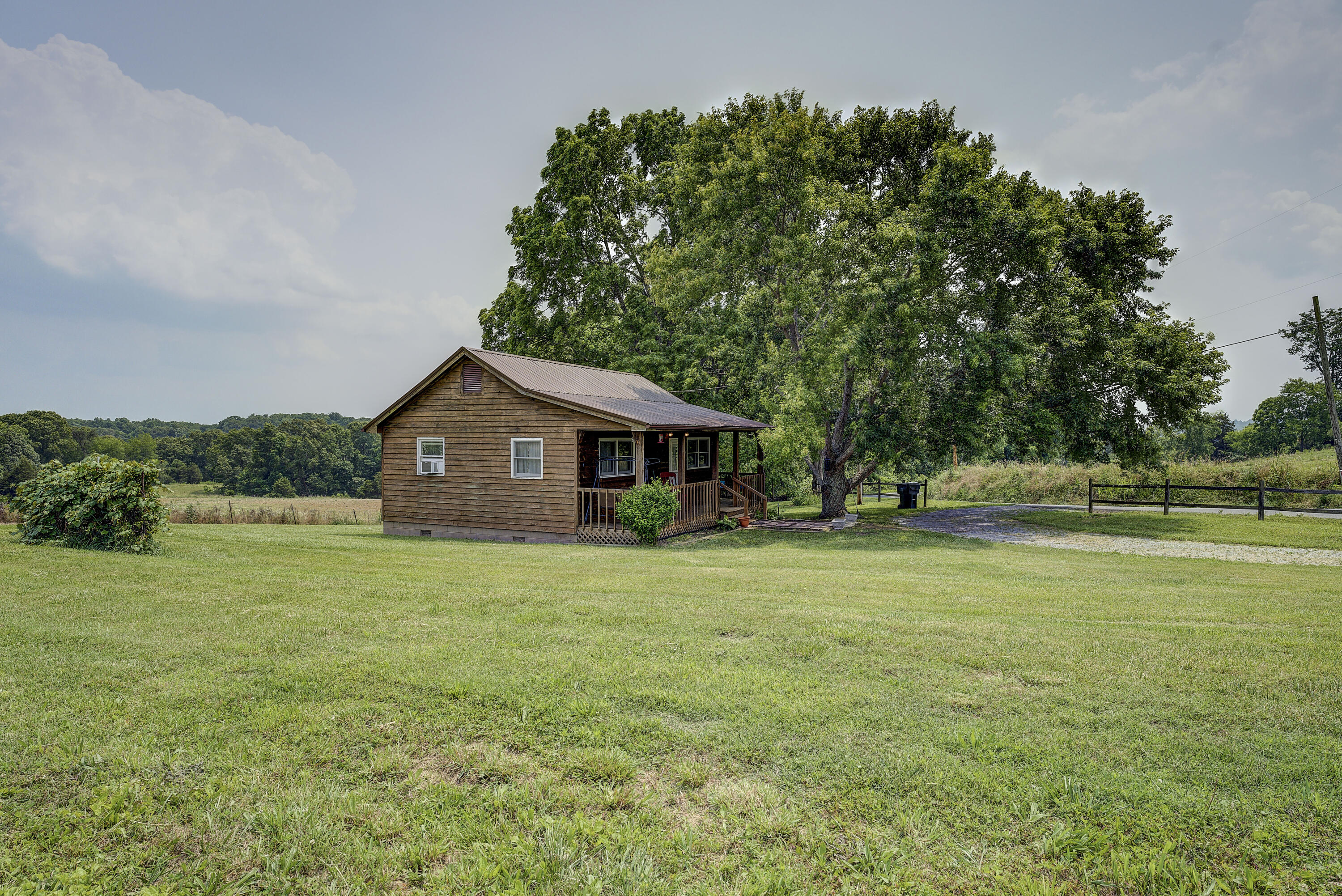 365-366 Butchertown Road Fall Branch, TN 37656 - Photo 18 of 57 Butcher-18