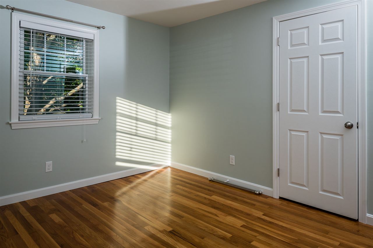 65 Fields Road Portsmouth, NH 03801 - Photo 11 of 22