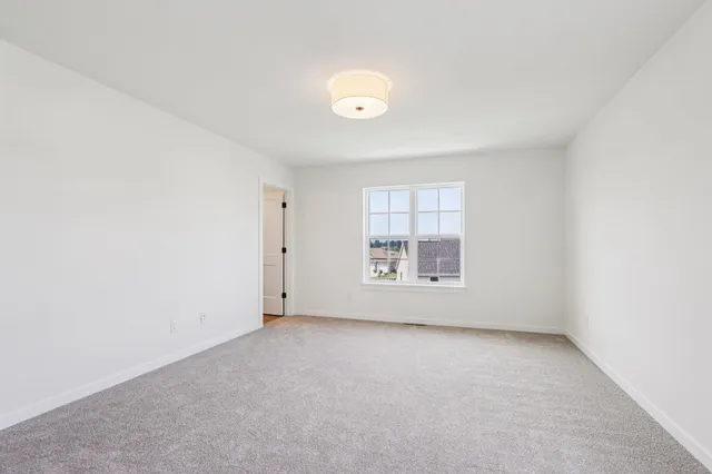 $598,900 | 665 Mary Way, Slinger, WI 53086