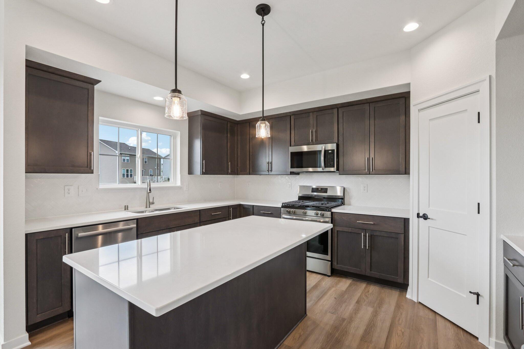 665 Mary Way Slinger, WI 53086 - Photo 3 of 27 665 Mary Way 03 Kitchen