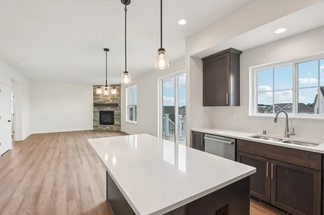 $598,900 | 665 Mary Way, Slinger, WI 53086