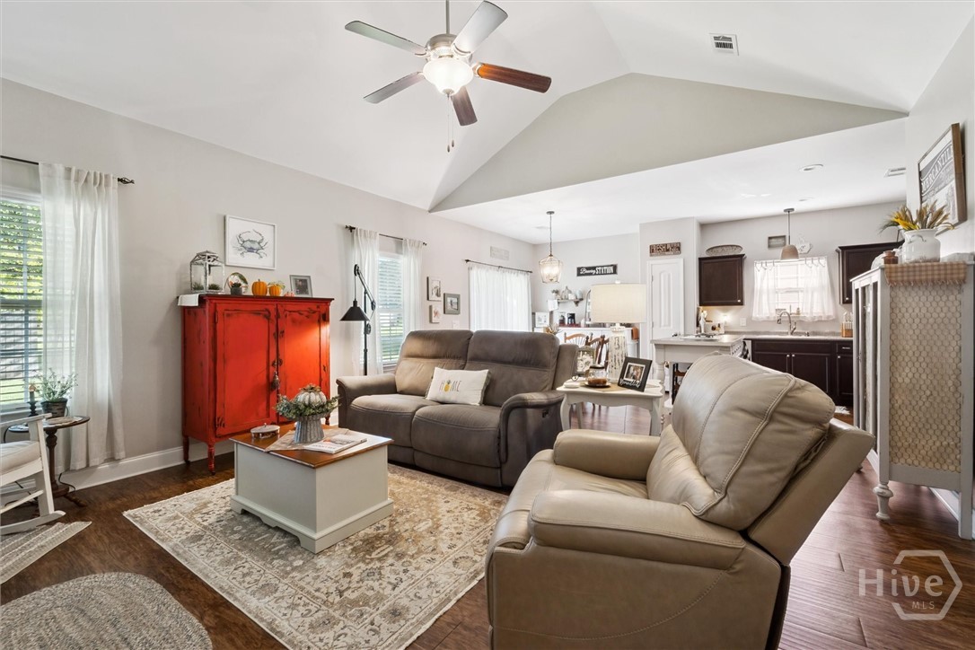 100 Pine Thicket Way Springfield, GA 31329 - Photo 5 of 26