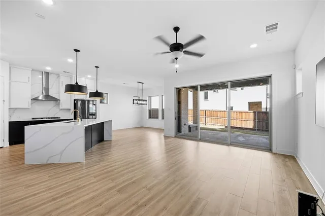 $3,900 | 700 Red Frk Drive, Lewisville, TX 75056