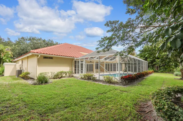 $1,300,000 | 18517 Southeast Heritage Drive, Jupiter, FL 33469