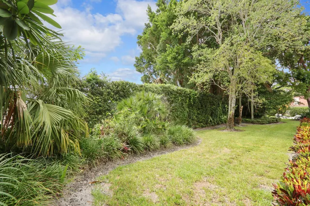$1,300,000 | 18517 Southeast Heritage Drive, Jupiter, FL 33469