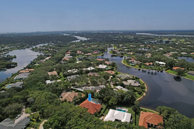 $1,300,000 | 18517 Southeast Heritage Drive, Jupiter, FL 33469