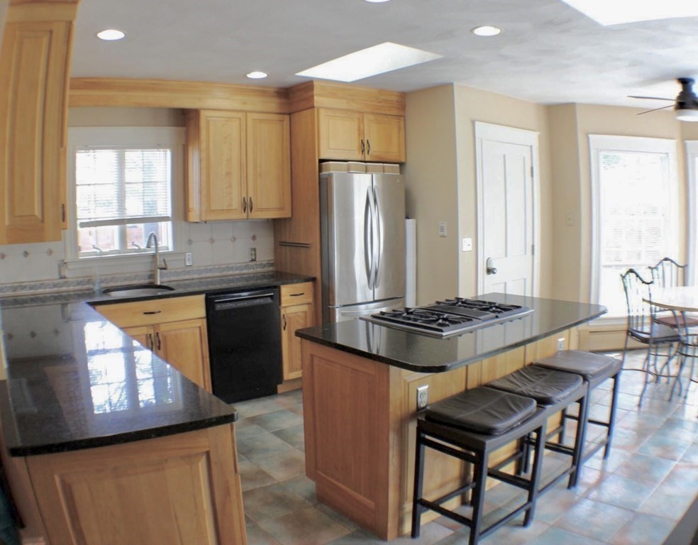 18 Roycroft Road Peabody, MA 01960 - Photo 15 of 37 Gallery Image 15