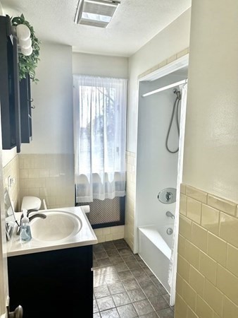 18 Roycroft Road Peabody, MA 01960 - Photo 22 of 37 Gallery Image 22