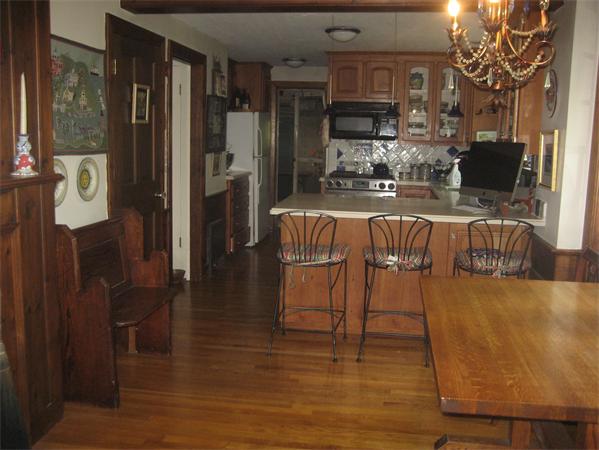 24 Ridge Road Marblehead, MA 01945 - Photo 4 of 15 Gallery Image 4