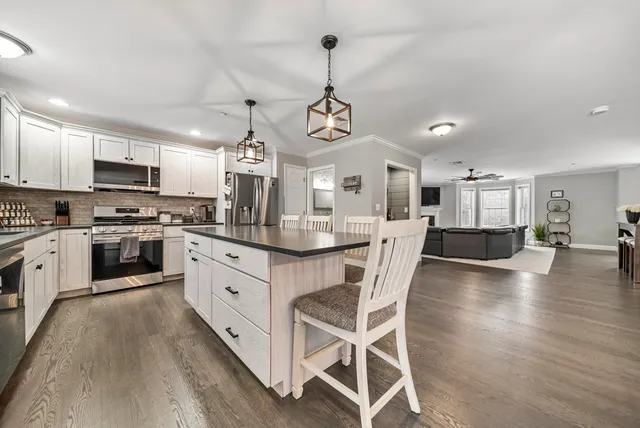 $479,900 | 22 Scribner Road, Raymond, NH 03077