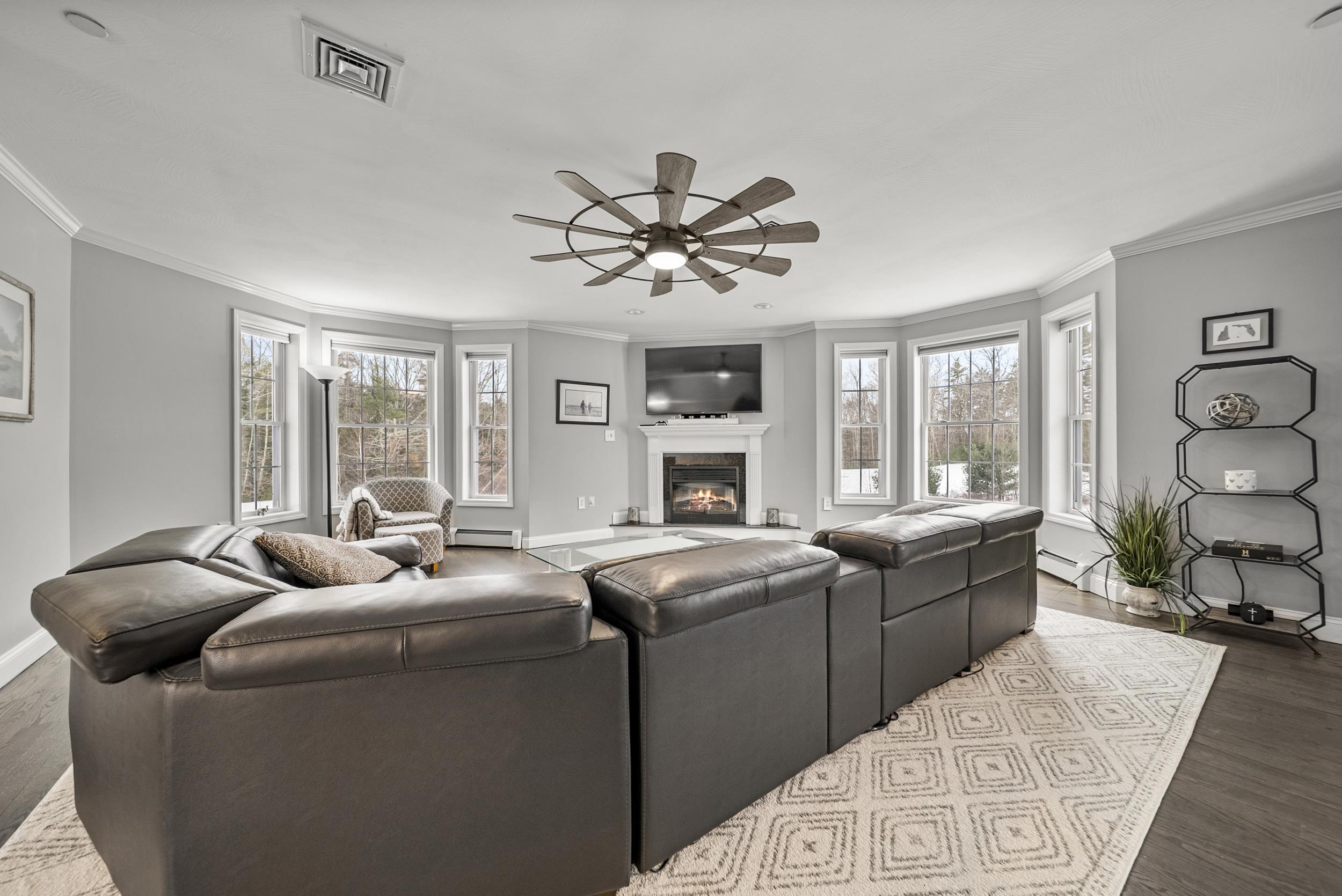 22 Scribner Road Raymond, NH 03077 - Photo 13 of 45