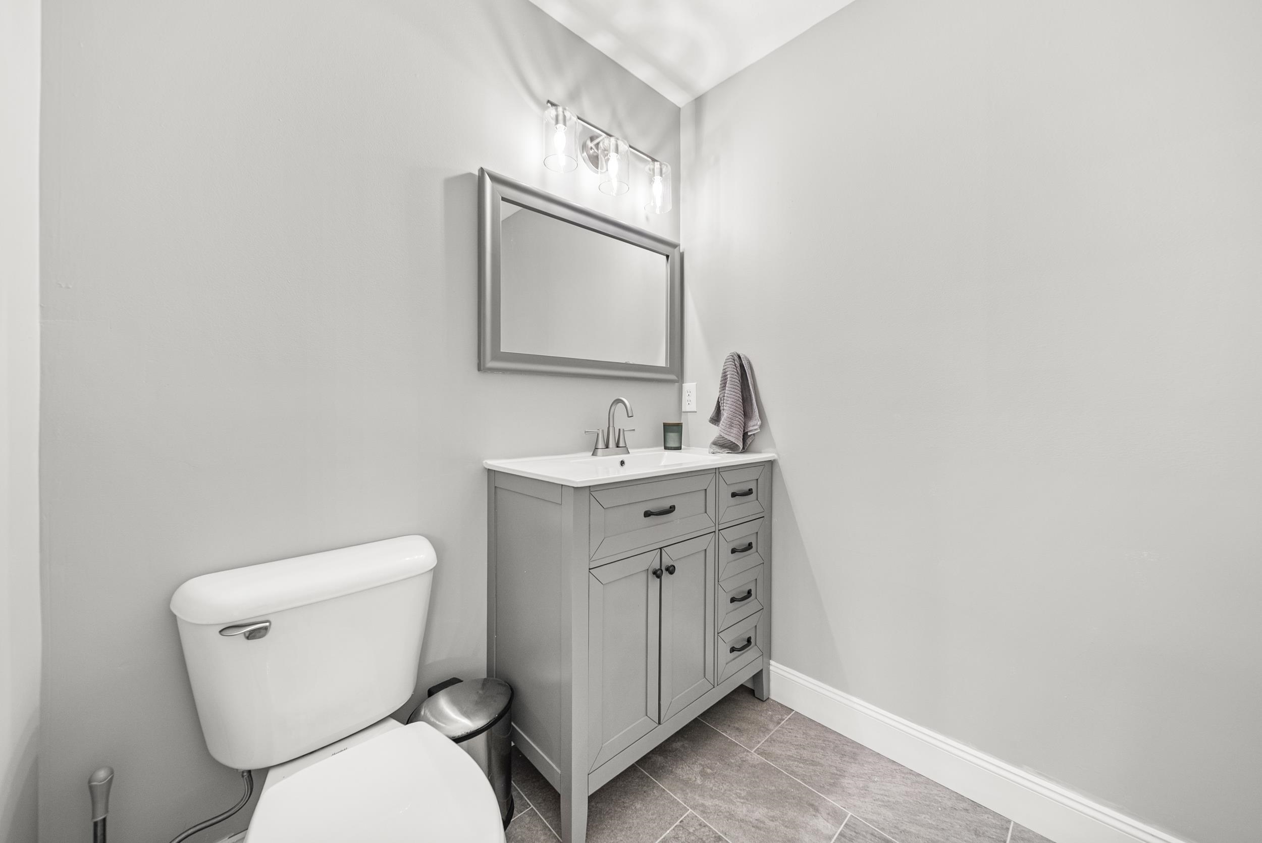 22 Scribner Road Raymond, NH 03077 - Photo 9 of 45