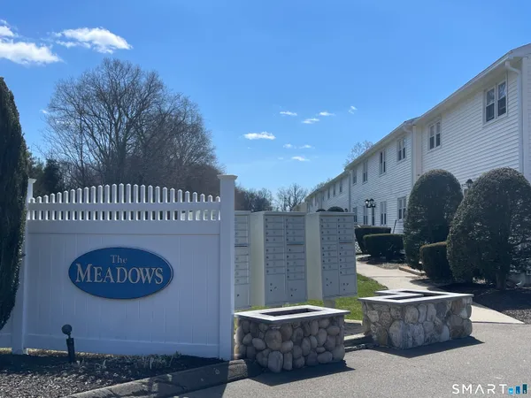 $210,000 | 144 East Main Street, Unit 5, Clinton, CT 06413