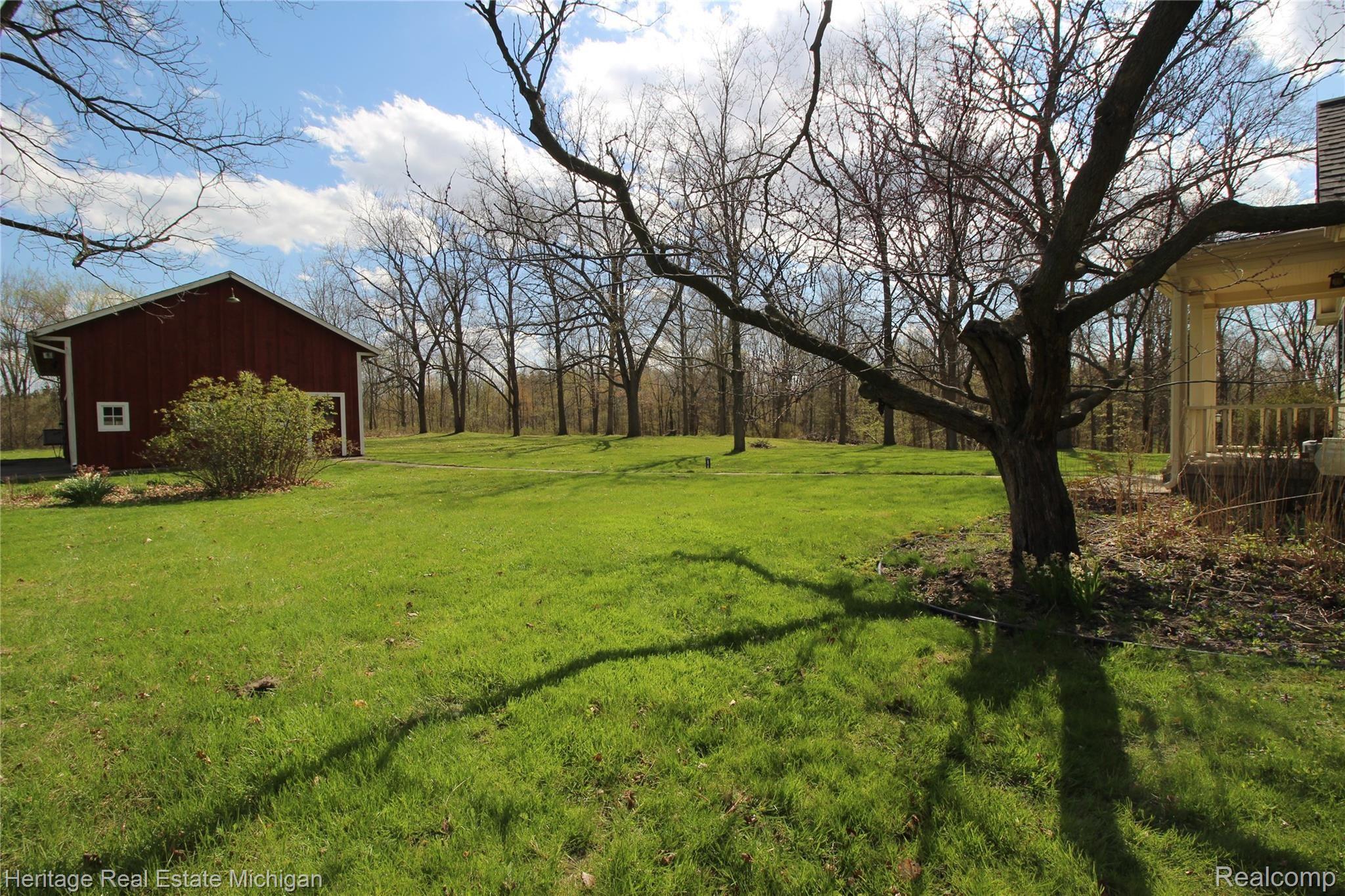 2250 Faussett Road Howell, MI 48855 - Photo 30 of 49 Yard view