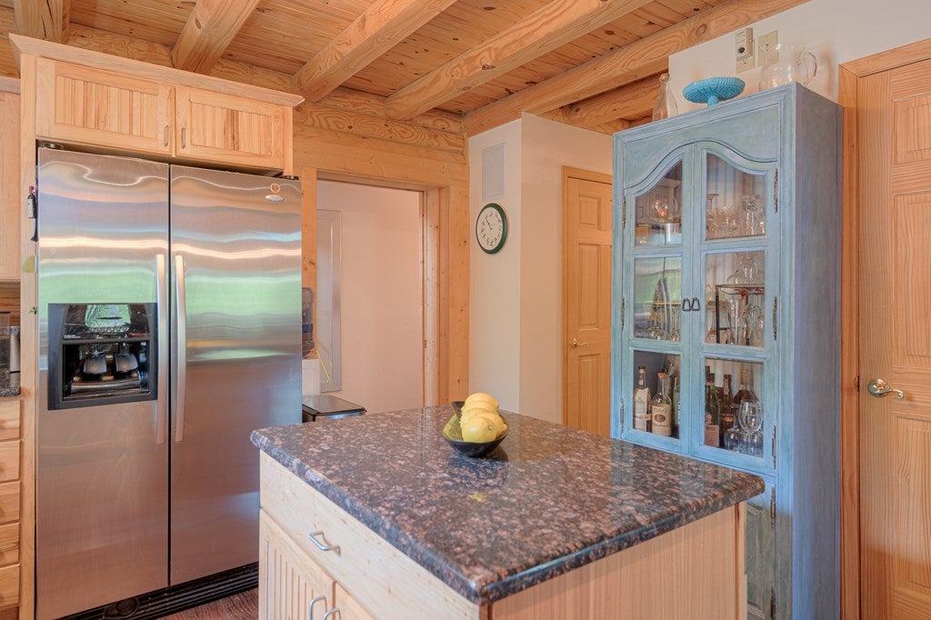 4752 Twin Coves Road Radford, VA 24141 - Photo 15 of 60 Gallery Image 15