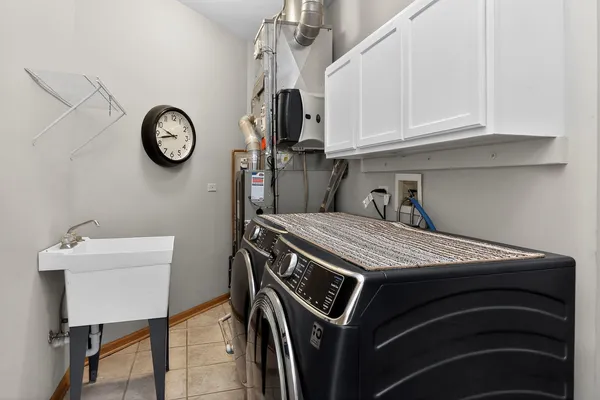 $355,000 | 21035 West Aspen Lane, Plainfield, IL 60544