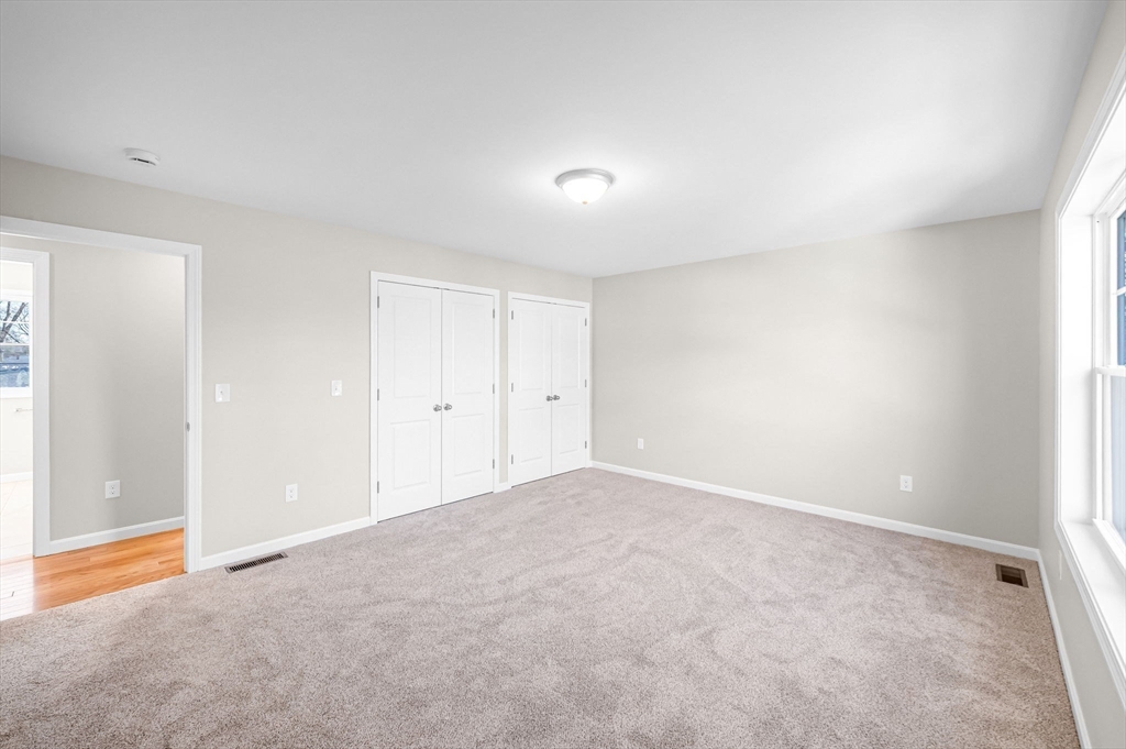 39 Wallace Street Springfield, MA 01119 - Photo 26 of 41