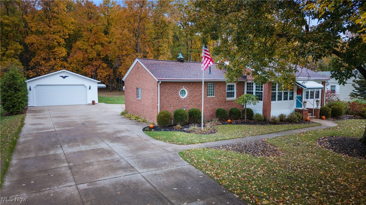 36725 Pettibone Road Solon, OH 44139 - Photo 36 of 44 Double wide driveway for lots of cars when entertaining friends and family