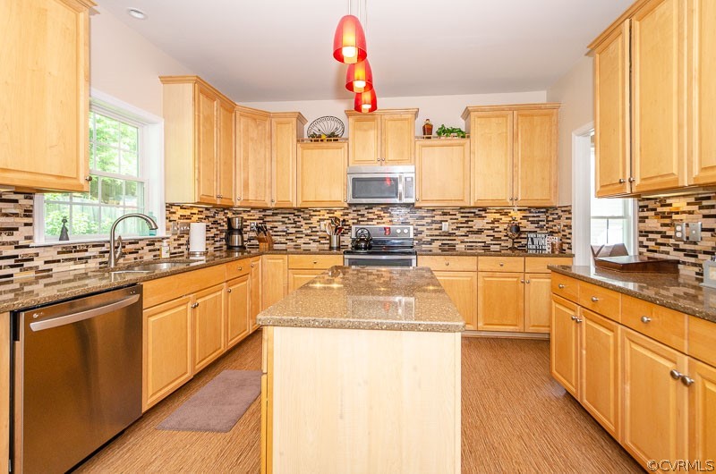 1744 Rolfield Way Henrico, VA 23238 - Photo 13 of 49 Gallery Image 13