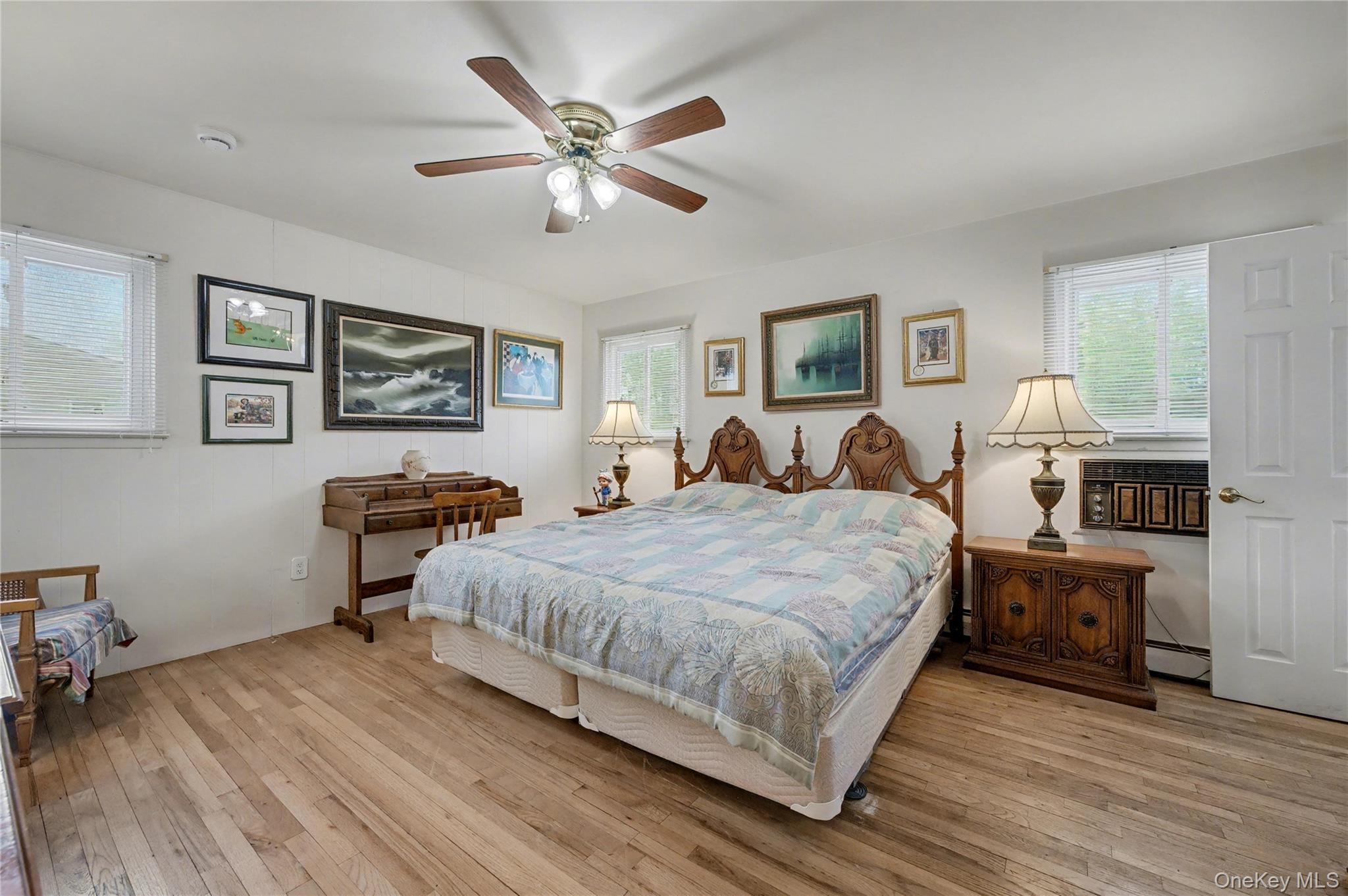 4 Bethal Lane Commack, NY 11725 - Photo 17 of 29