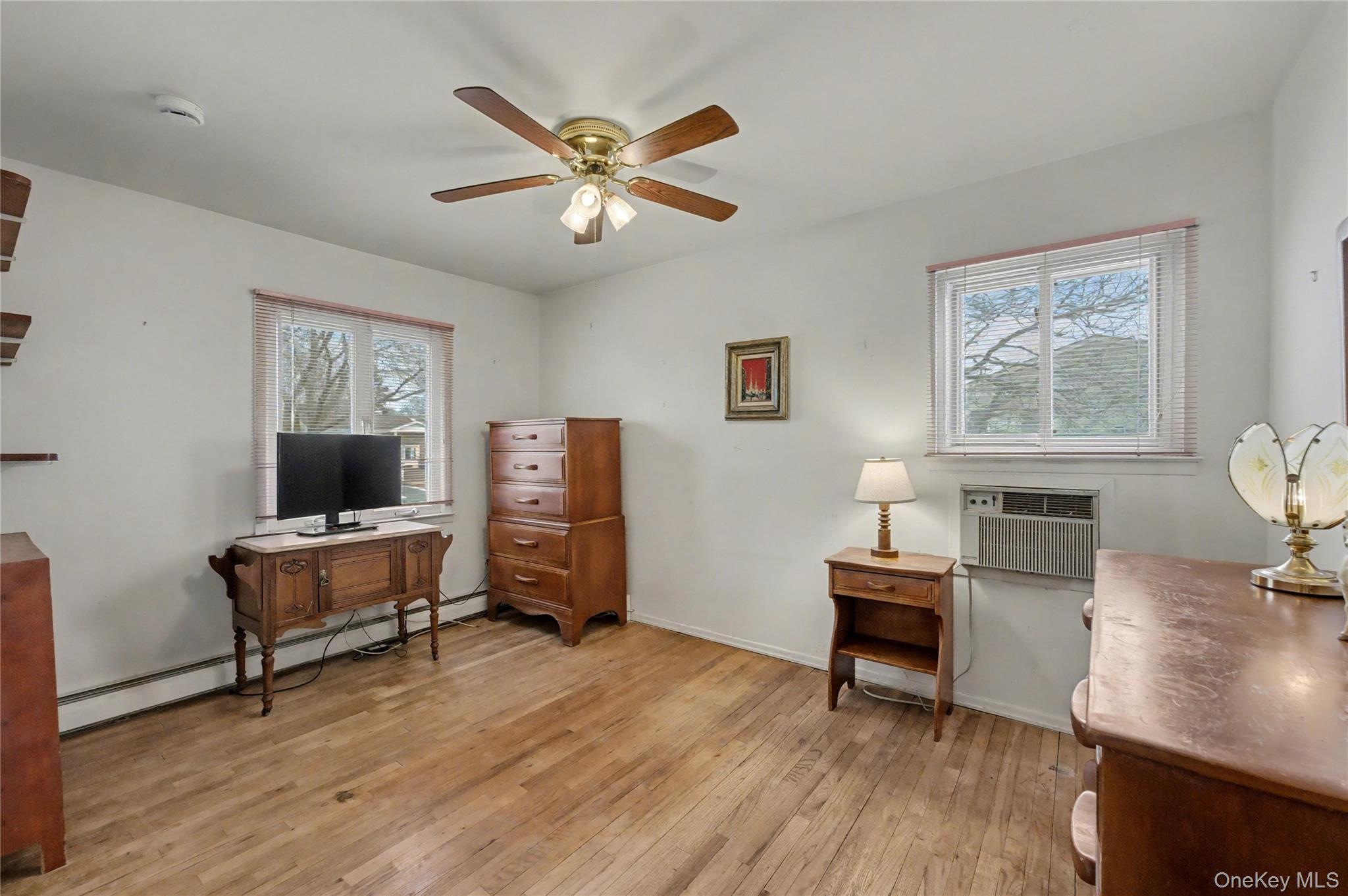 4 Bethal Lane Commack, NY 11725 - Photo 19 of 29