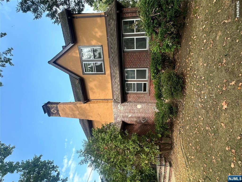 325 Bogert Avenue Ridgewood, NJ 07450 - Photo 1 of 37