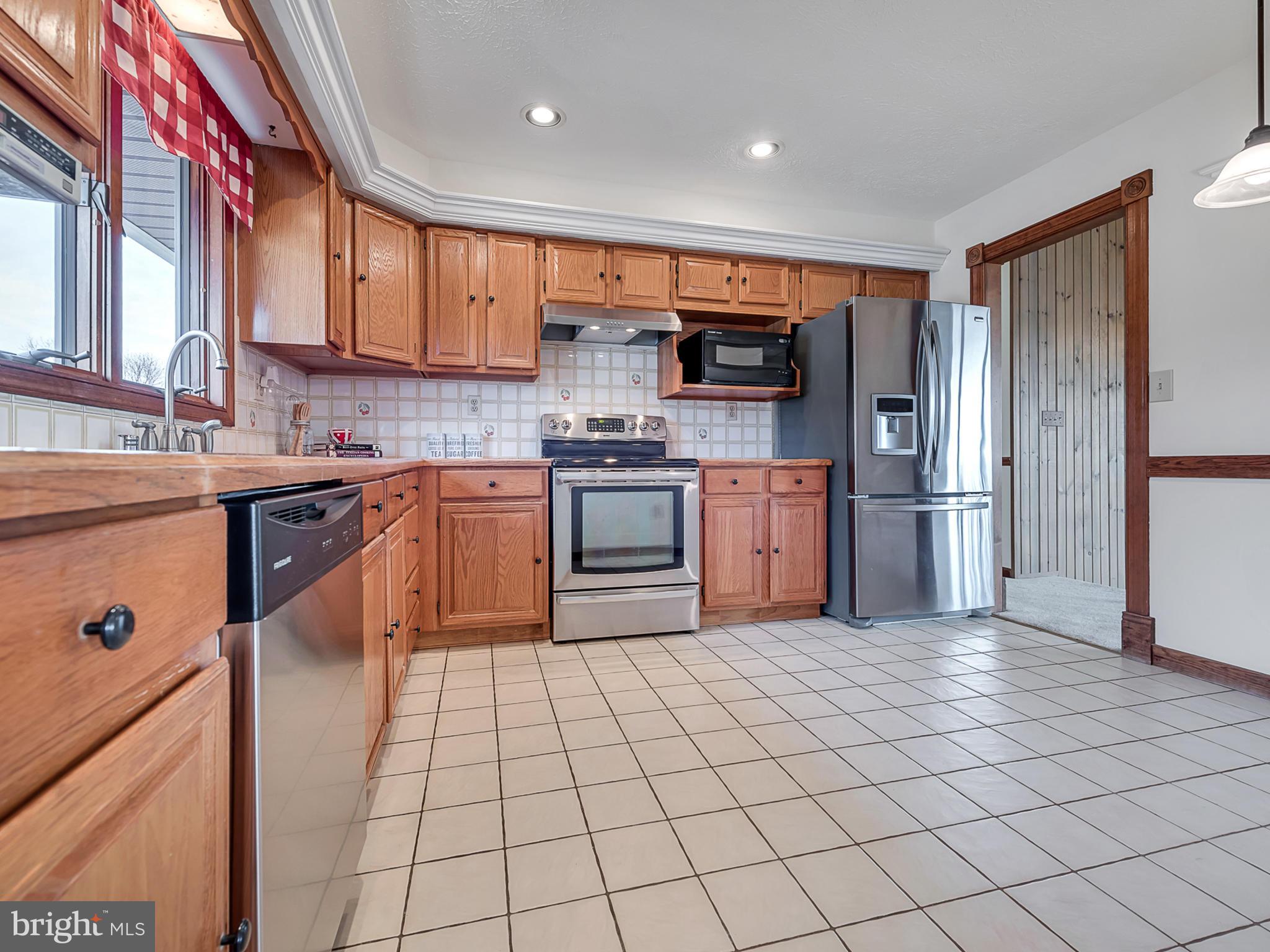 13410 New Windsor Road Union Bridge, MD 21791 - Photo 9 of 30 Kitchen