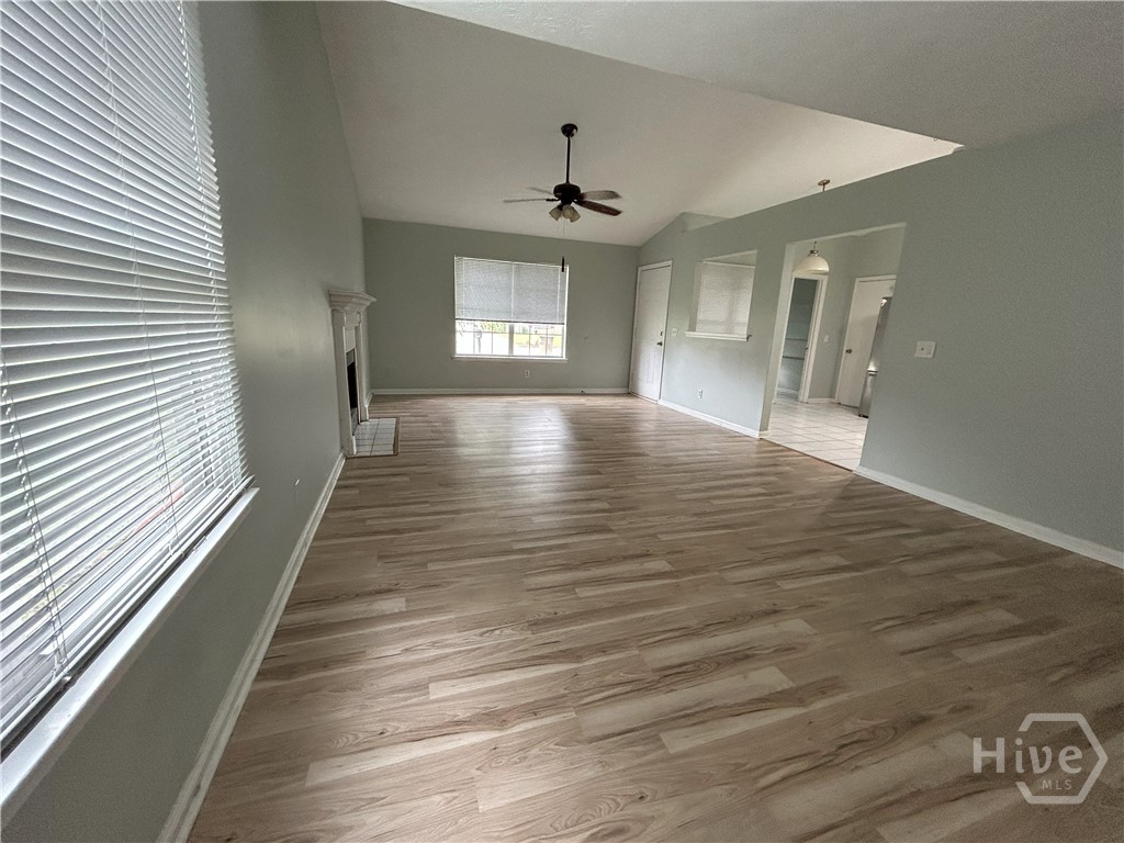 137 Ropemaker Lane Savannah, GA 31410 - Photo 4 of 18