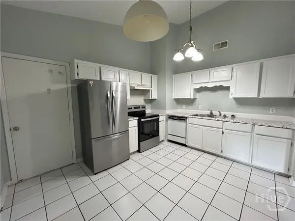 $2,150 | 137 Ropemaker Lane, Savannah, GA 31410