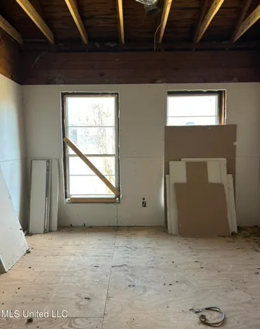 $12,000 | 1103 Strong Avenue, Greenwood, MS 38930