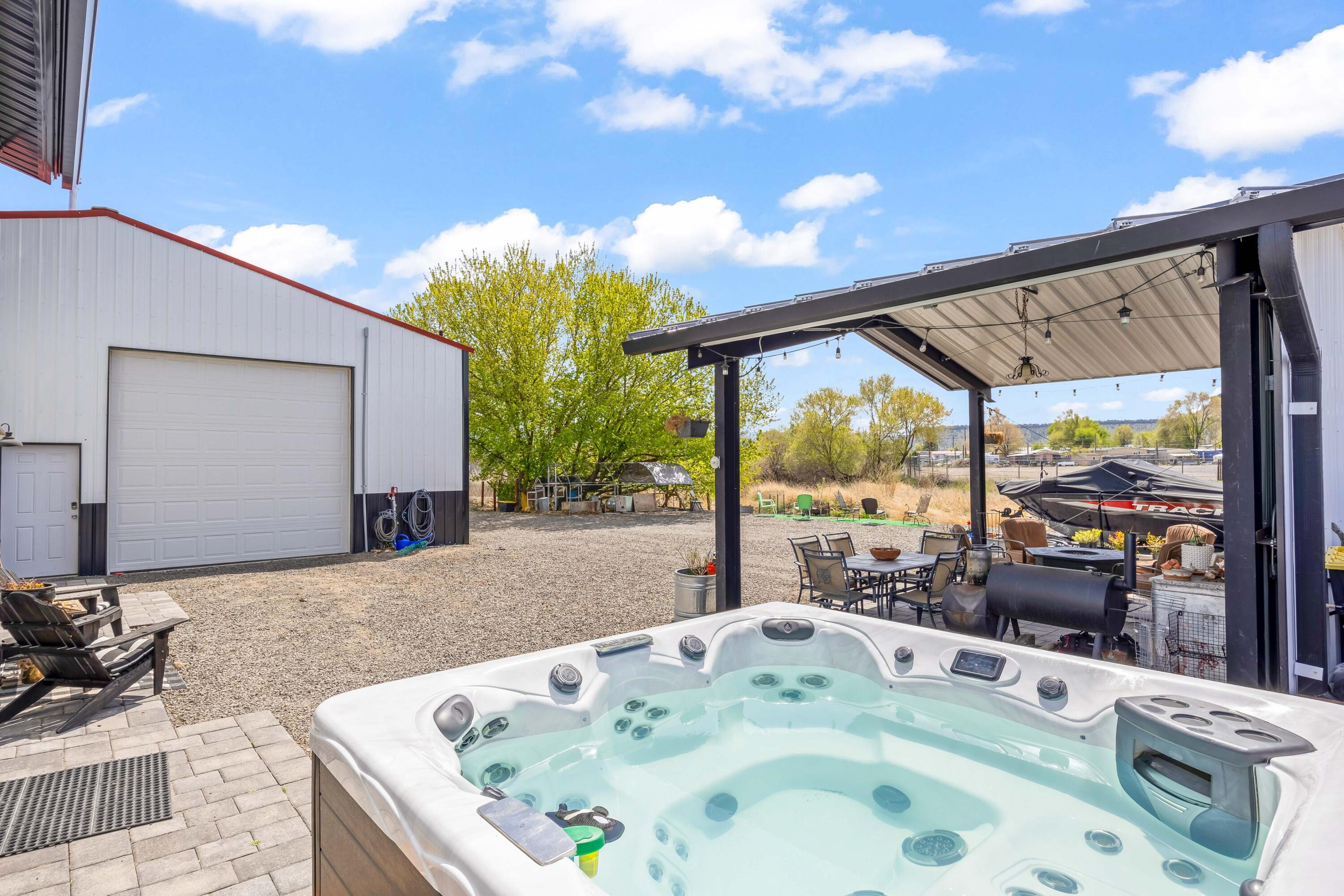 1584 North Gardner Road Prineville, OR 97754 - Photo 37 of 48