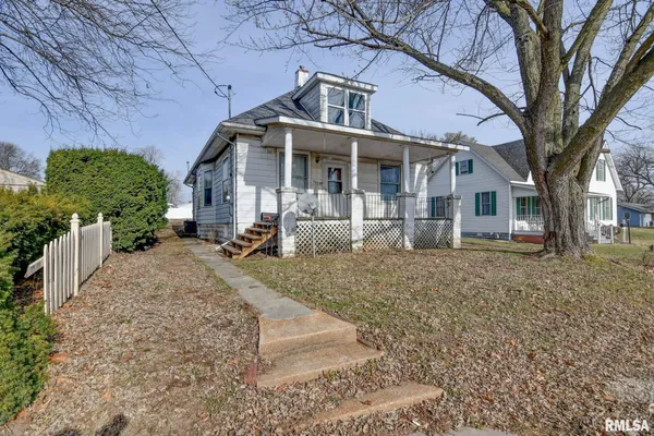 $69,900 | 907 East Park Street, Taylorville, IL 62568