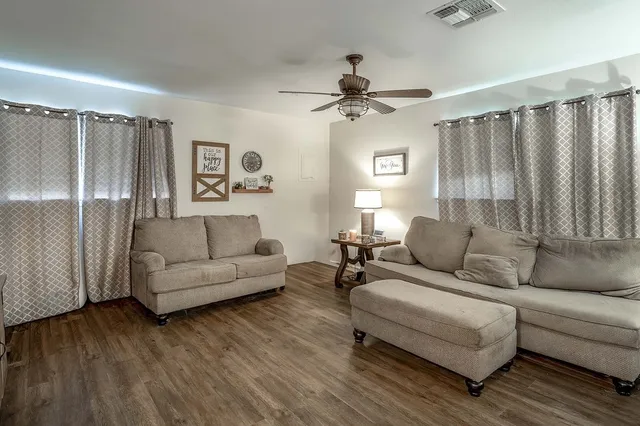 $1,030,000 | 3377 O Quinn Branch Road, La Grange, TX 78945