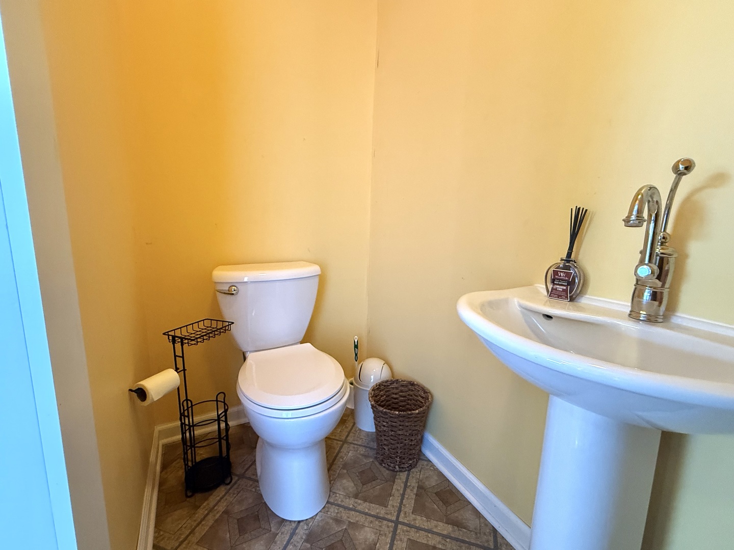 136 West Chestnut Street Compton, IL 61318 - Photo 20 of 24 a bathroom with a sink and a toilet