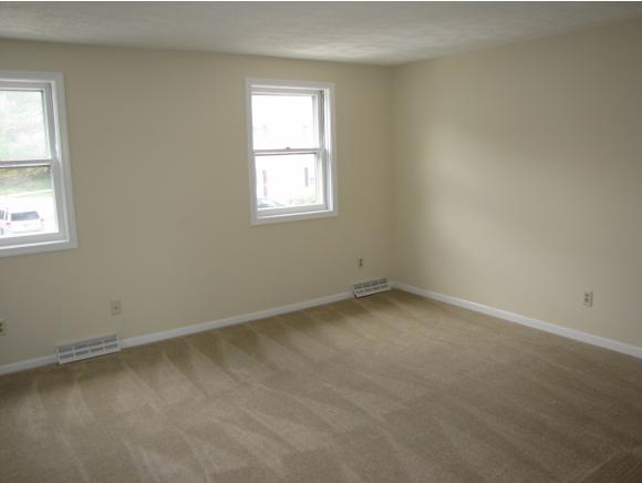 271 Winding Pond Road, Unit 271 Londonderry, NH 03053 - Photo 18 of 22 Gallery Image 18
