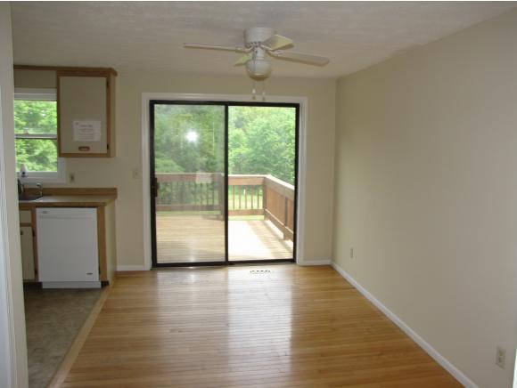 271 Winding Pond Road, Unit 271 Londonderry, NH 03053 - Photo 8 of 22 Gallery Image 8