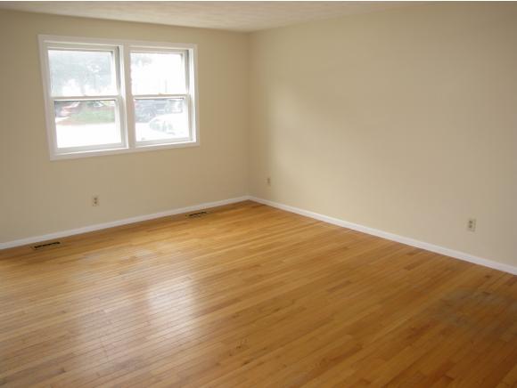 271 Winding Pond Road, Unit 271 Londonderry, NH 03053 - Photo 10 of 22 Gallery Image 10