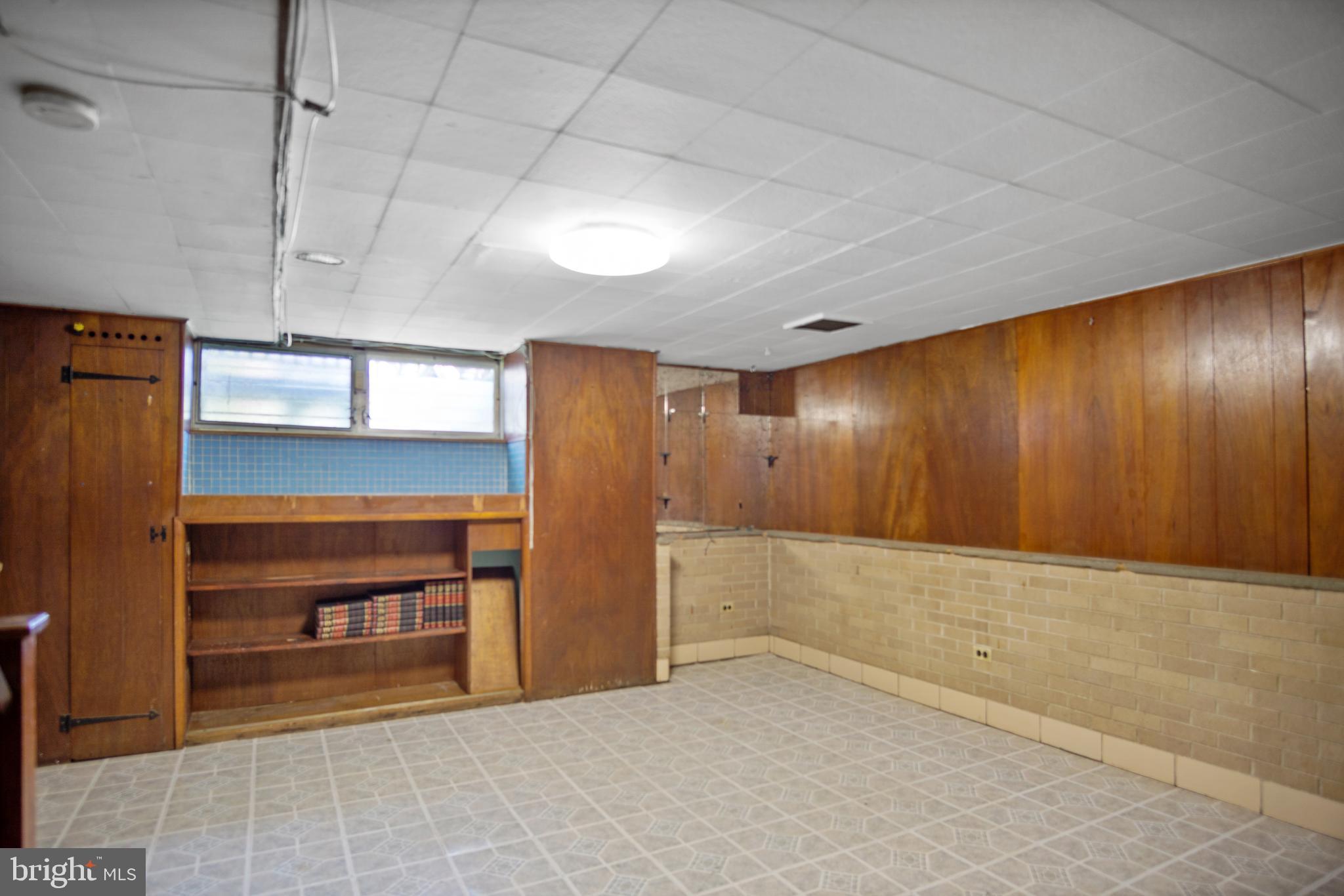 8632 Rugby Street Philadelphia, PA 19150 - Photo 4 of 24 Gallery Image 4