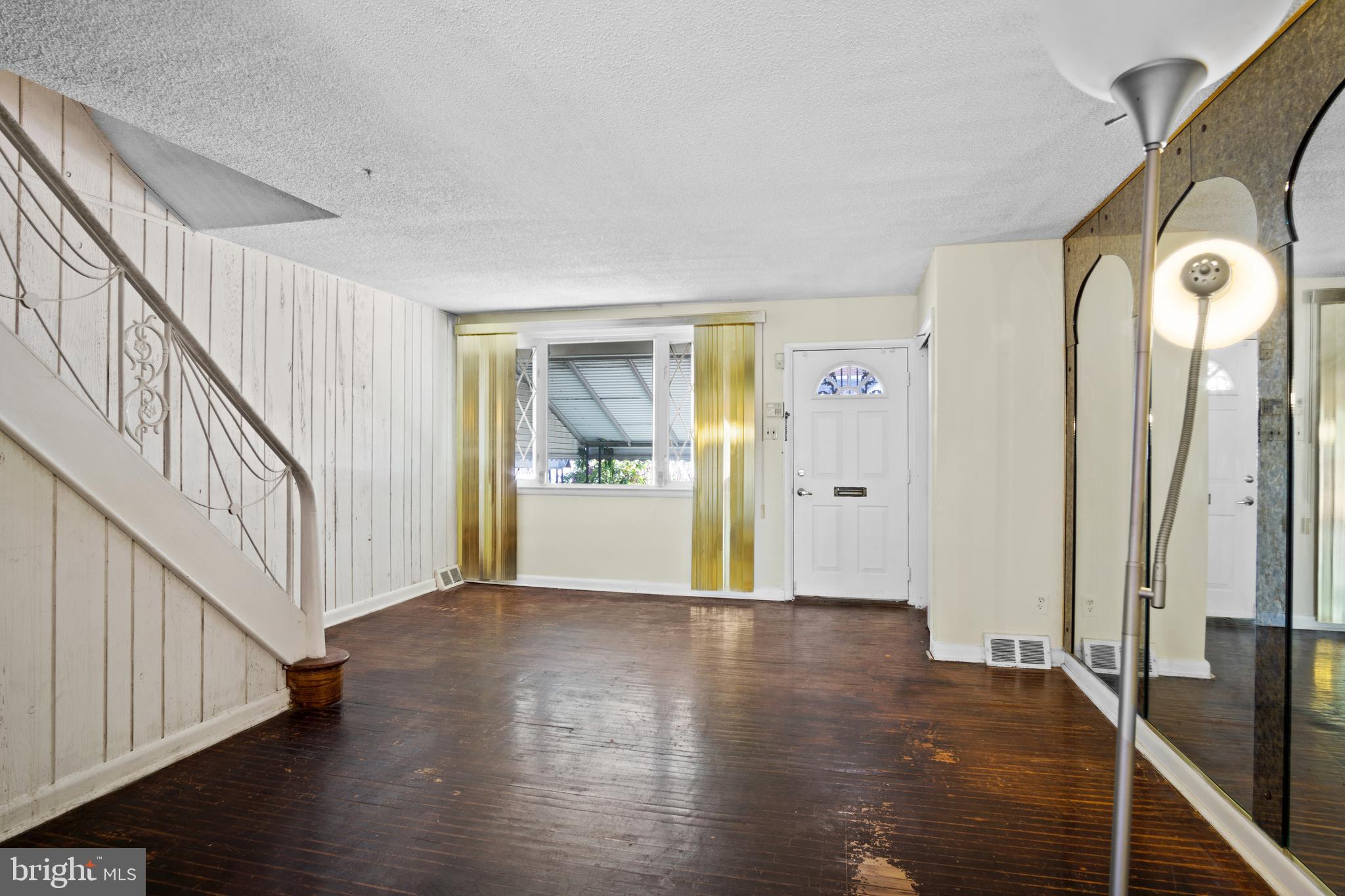 8632 Rugby Street Philadelphia, PA 19150 - Photo 10 of 24 Gallery Image 10